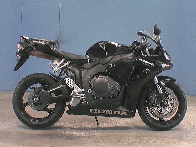 1000RR-9500-12000.jpg